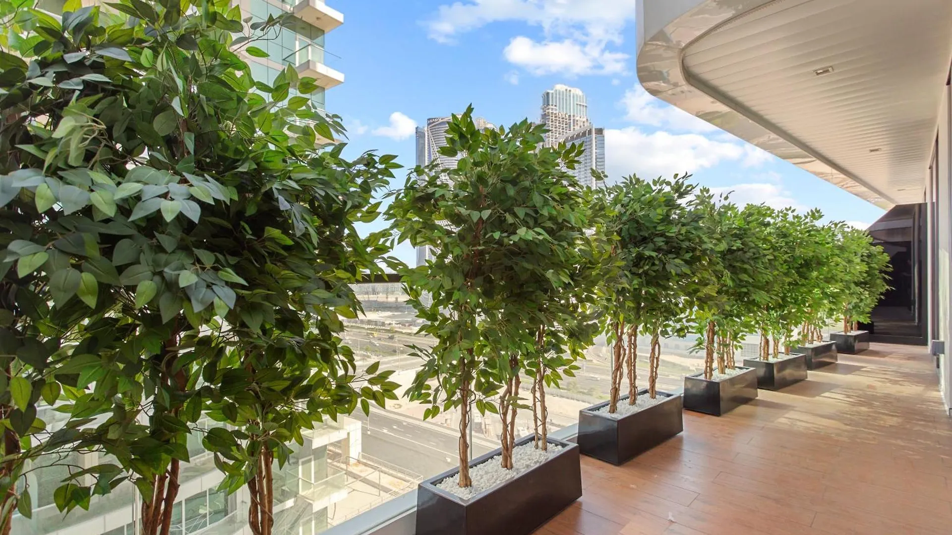 Lush Living With Jacuzzi And Burj Khalifa View Apartment Dubai 0*,